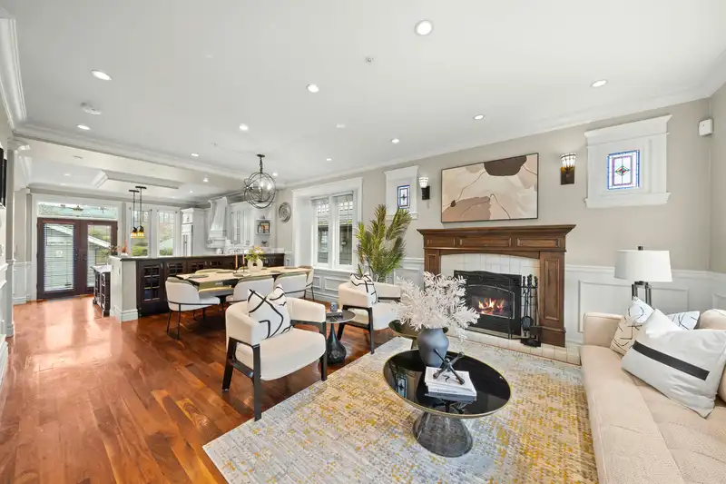4509 W 8TH AVENUE - photo 1 of 40