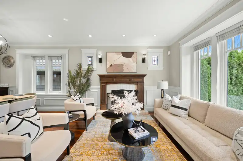 4509 W 8TH AVENUE - photo 3 of 40