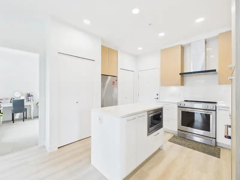 521 7588 16TH STREET - photo 4 of 32