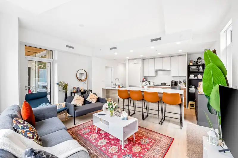 103 7638 CAMBIE STREET - photo 1 of 14