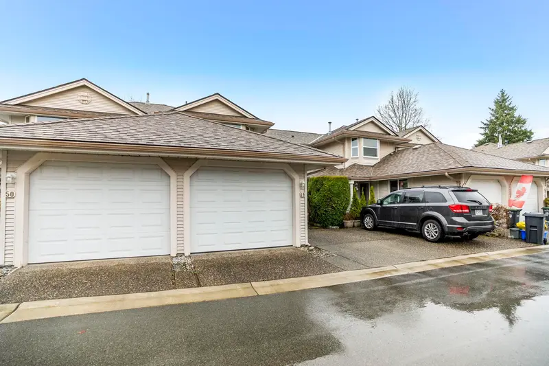 49 9045 WALNUT GROVE DRIVE - photo 2 of 25