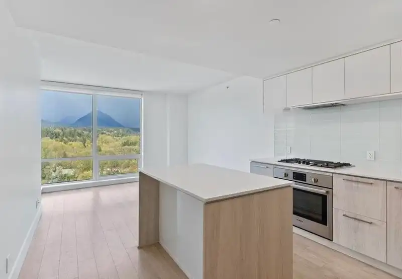 1508 680 SEYLYNN CRESCENT - photo 4 of 29