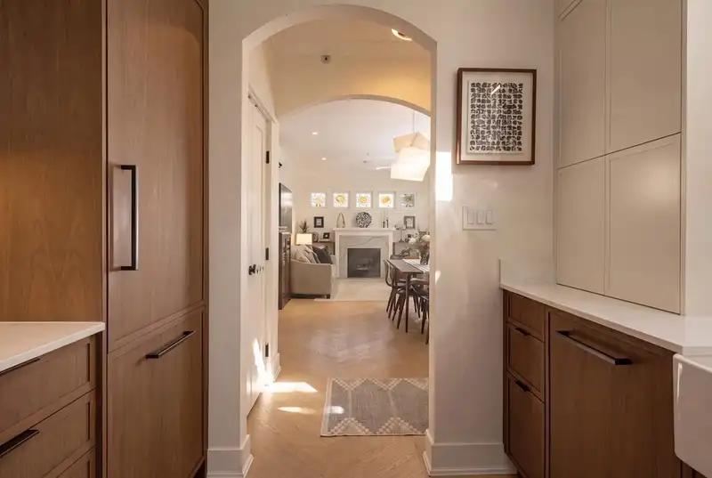 361 W 11TH AVENUE - photo 2 of 27