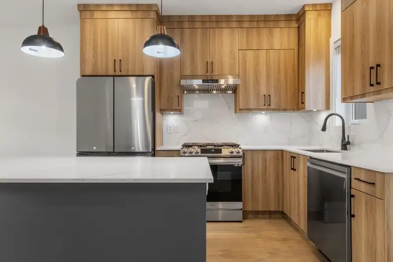 1373 E 24TH AVENUE - photo 1 of 38