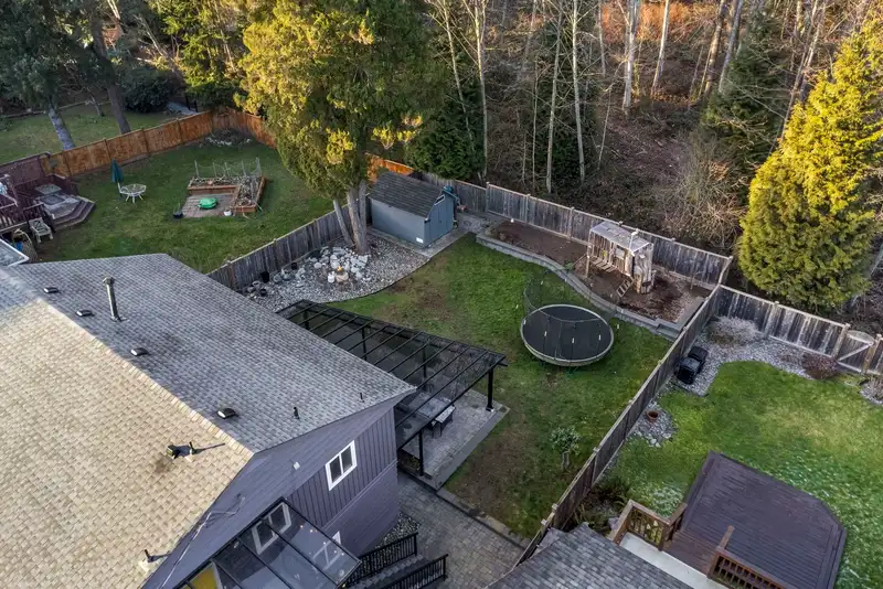 1777 CHALMERS AVENUE - photo 2 of 40