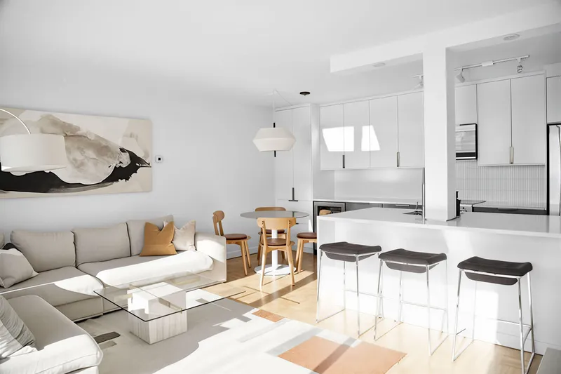 907 1330 HARWOOD STREET - photo 4 of 25