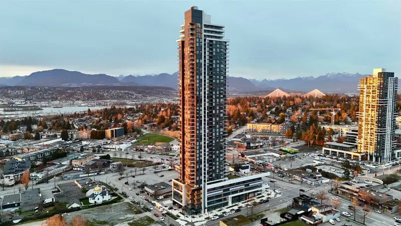 2405 10750 135A STREET - photo 1 of 25