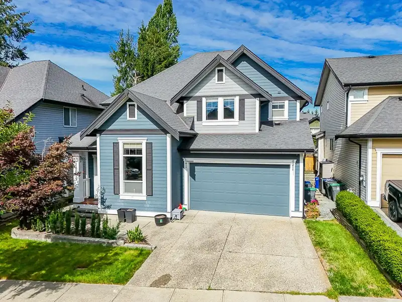 18079 70A AVENUE - photo 1 of 35