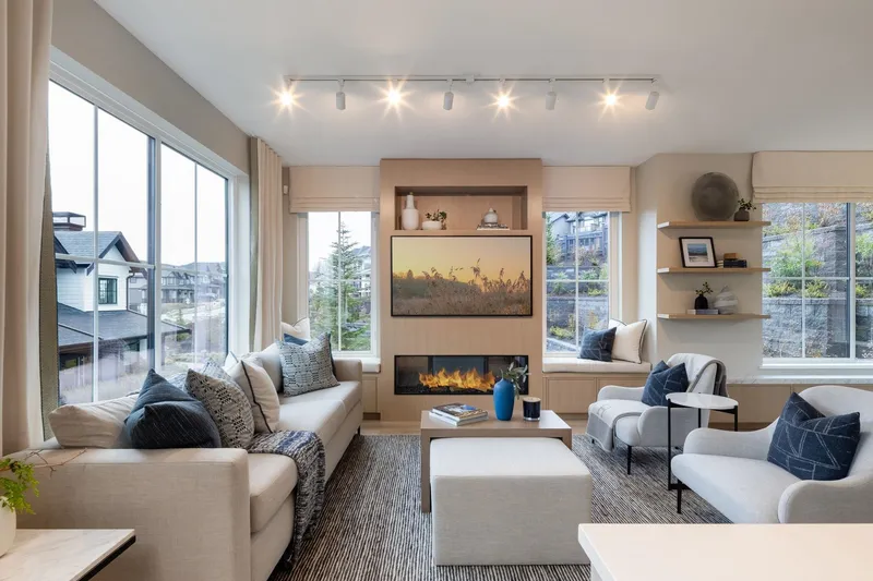 139 3637 SHEFFIELD AVENUE - photo 3 of 11