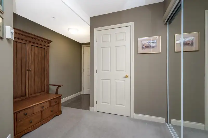 802 33065 MILL LAKE ROAD - photo 4 of 40