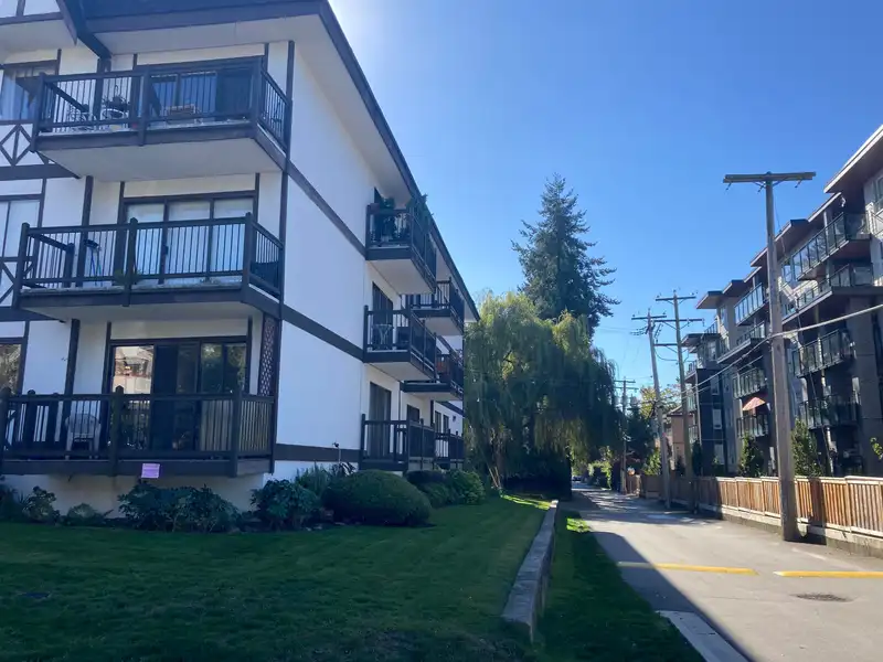 103 145 W 18TH STREET - photo 2 of 20