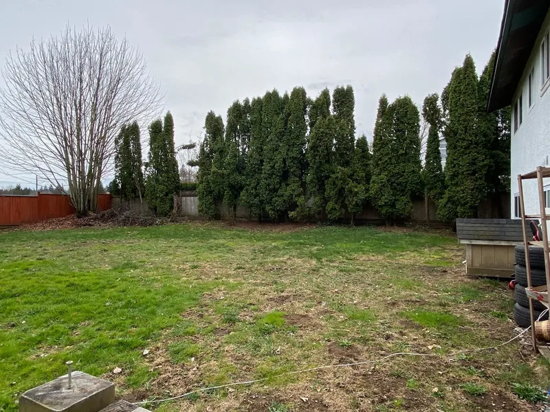 9476 210 STREET - photo 2 of 9