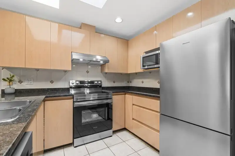 413 8115 121A STREET - photo 2 of 23