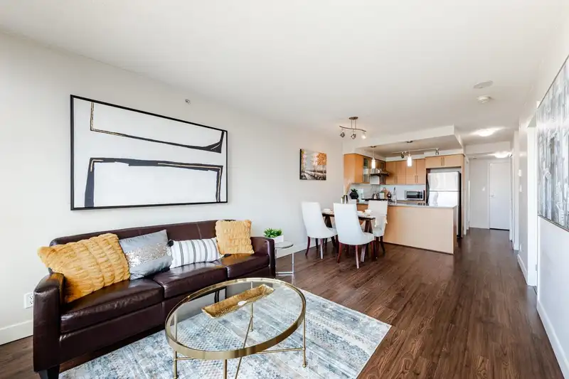 1602 8068 WESTMINSTER HIGHWAY - photo 3 of 36