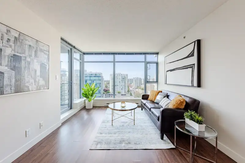 1602 8068 WESTMINSTER HIGHWAY - photo 4 of 36