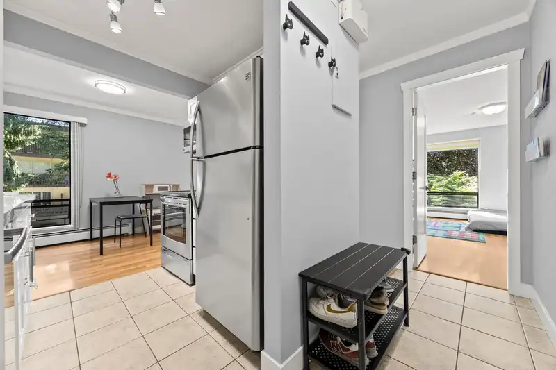 204 330 CEDAR STREET - photo 1 of 23