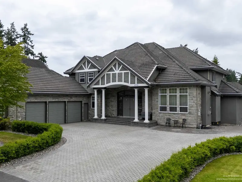 5733 136B STREET - photo 1 of 25