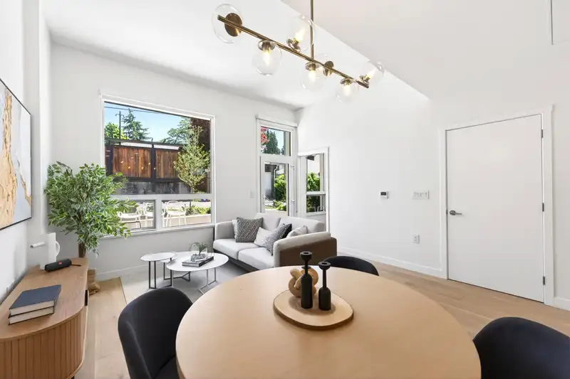 108 5212 CAMBIE STREET - photo 3 of 34