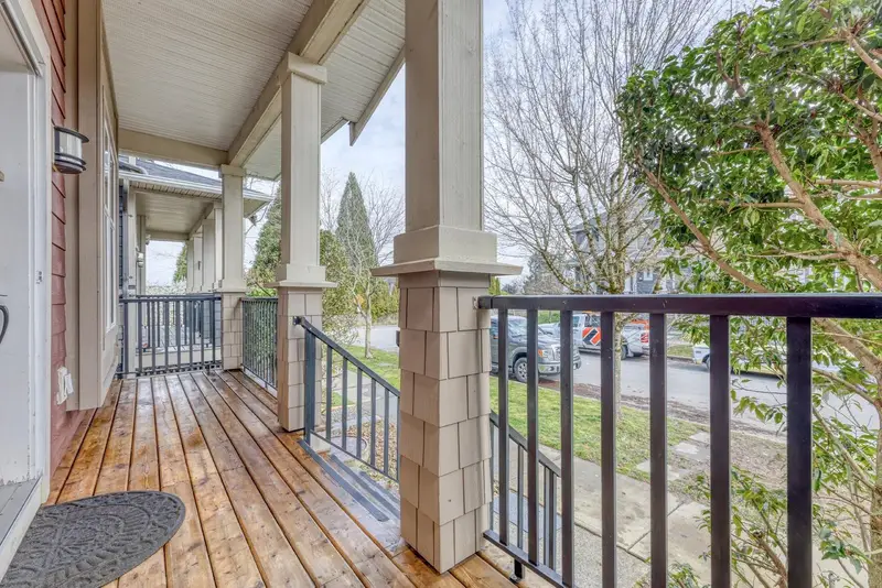 7339 191B STREET - photo 3 of 25