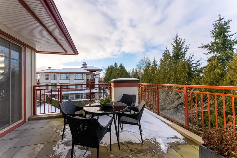 311 16477 64 AVENUE - photo 3 of 38