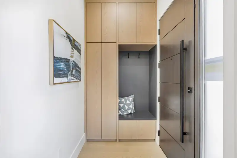 2 6512 GRANT STREET - photo 2 of 39