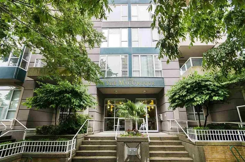 1408 5189 GASTON STREET - photo 2 of 25