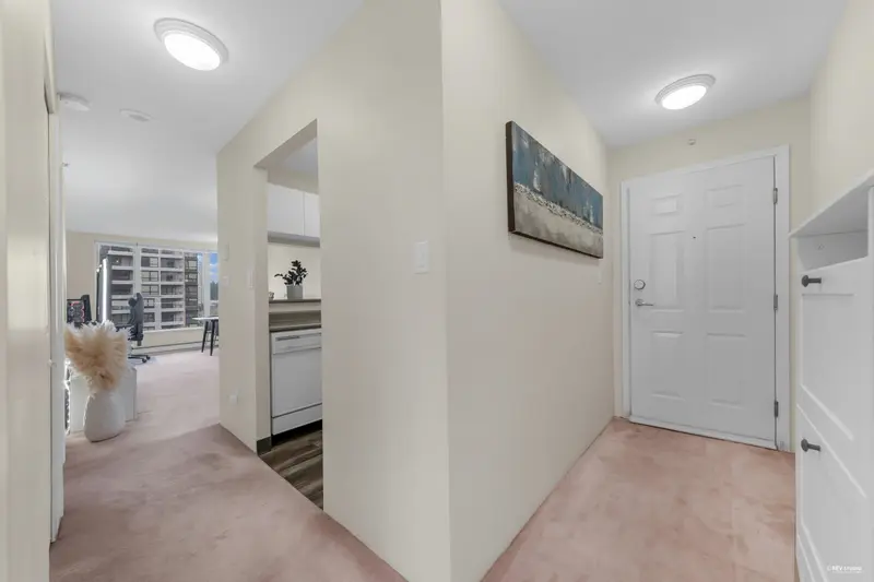 1408 5189 GASTON STREET - photo 4 of 25