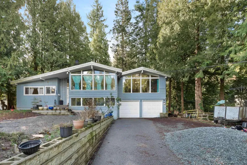 20624 48 AVENUE - photo 1 of 25