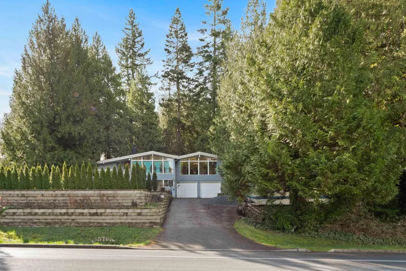 20624 48 AVENUE - photo 3 of 25