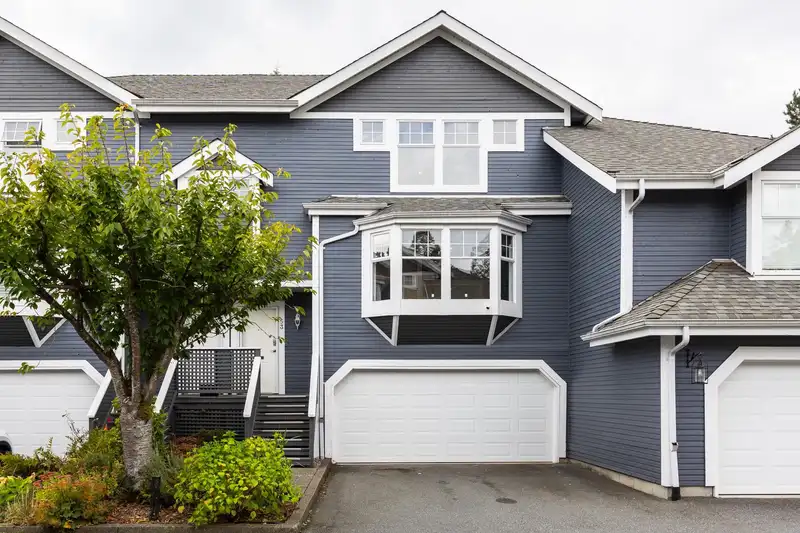 53 1140 FALCON DRIVE - photo 2 of 40