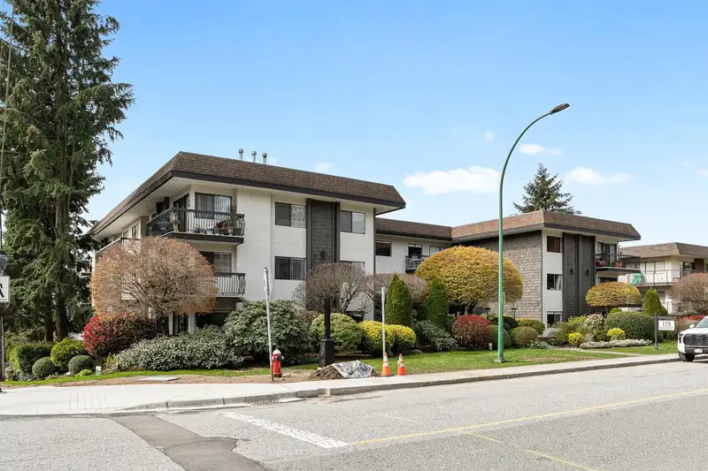 105 175 E 5TH STREET - photo 1 of 18