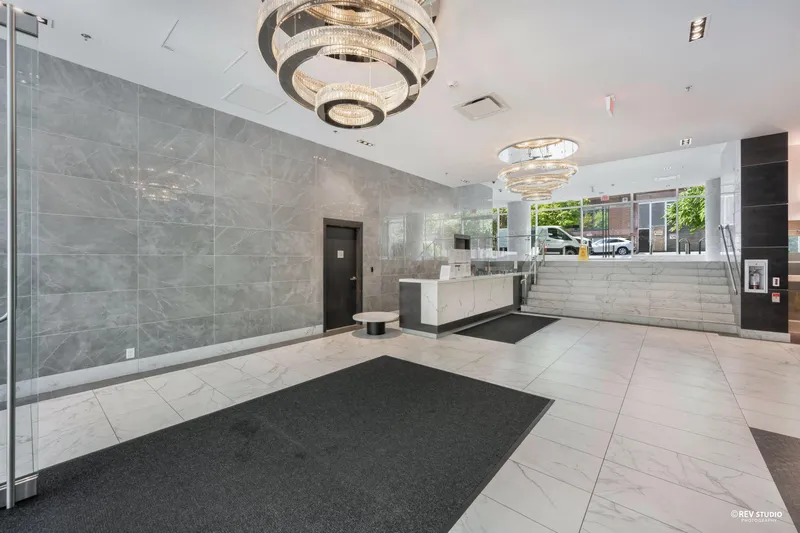 513 1283 HOWE STREET - photo 2 of 25