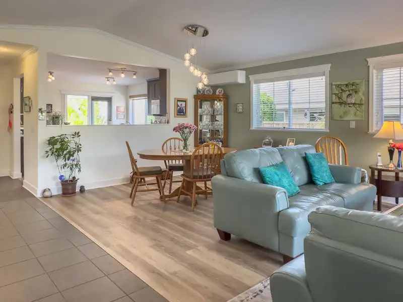 5692 EMILY WAY - photo 3 of 36