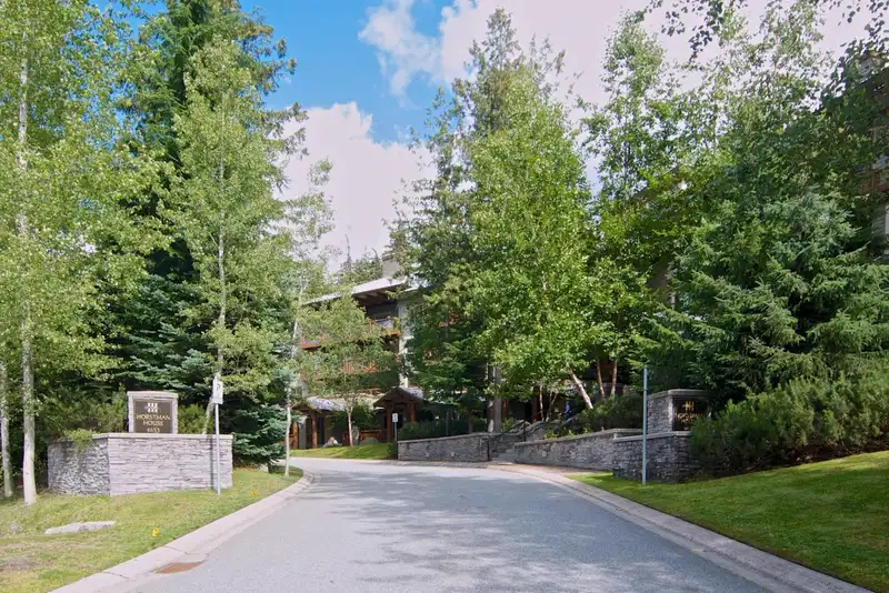 310G2 4653 BLACKCOMB WAY - photo 1 of 27