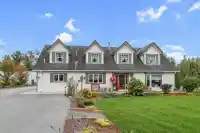 21770 40 AVENUE - thumbnail 1