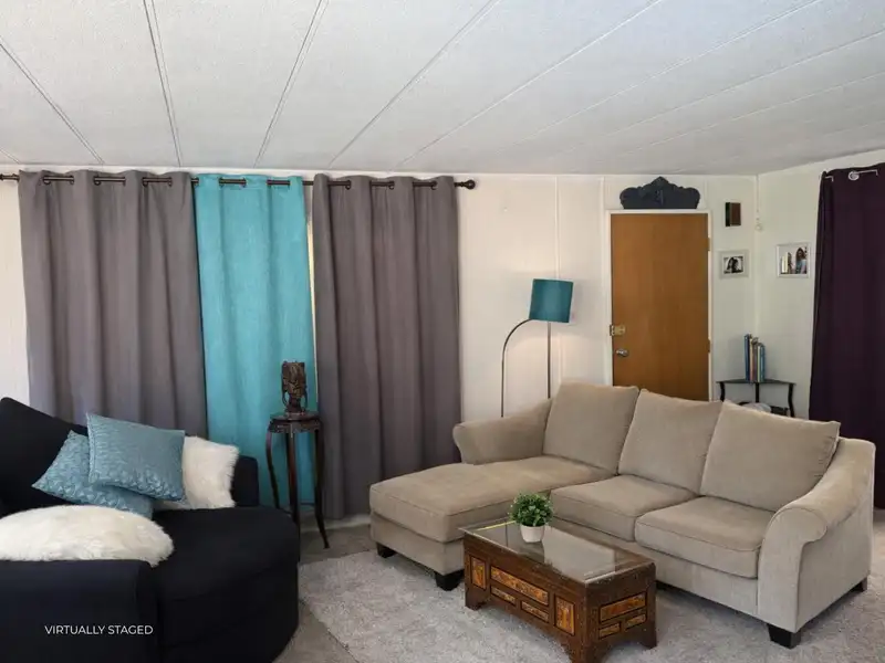 8 3031 200 STREET - photo 2 of 17