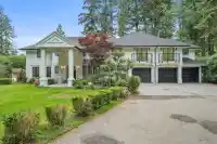 14389 26 AVENUE - thumbnail 2