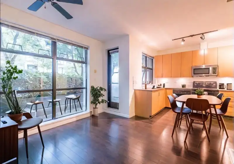 101 2065 W 12TH AVENUE - photo 4 of 18
