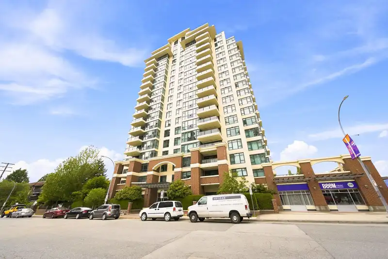 1205 615 HAMILTON STREET - photo 1 of 40