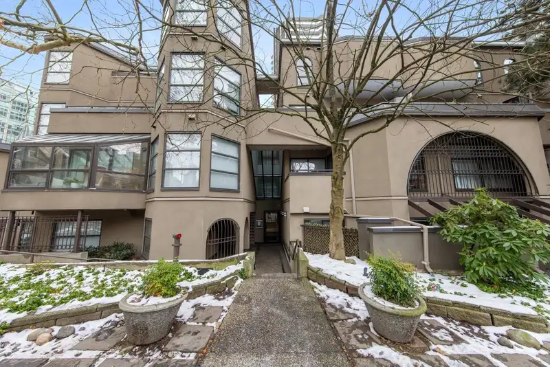 212 1106 PACIFIC STREET - photo 1 of 22