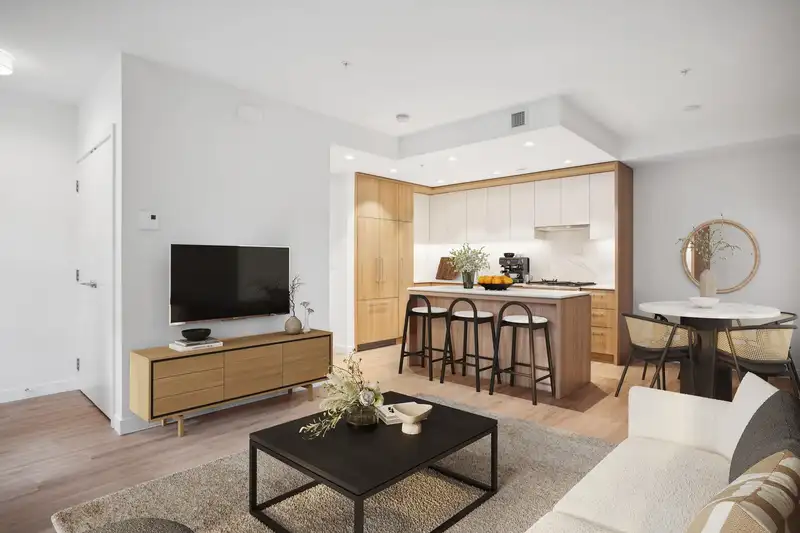 605 6085 IRMIN STREET - photo 1 of 14