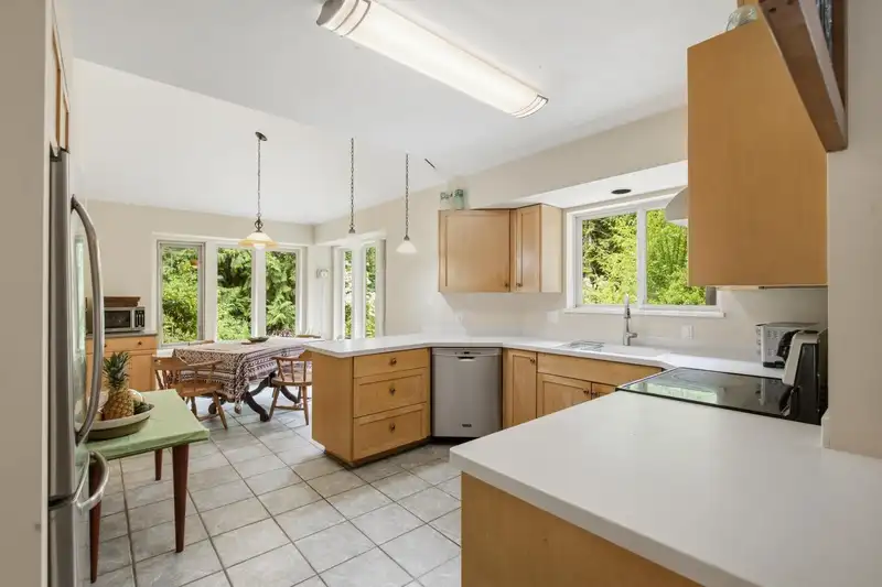 1287 ROBERTS CREEK ROAD - photo 3 of 29