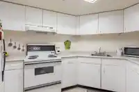 402 789 DRAKE STREET - thumbnail 12
