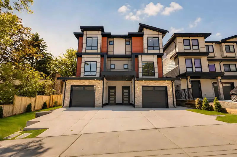 102 5737 172 STREET - photo 2 of 30