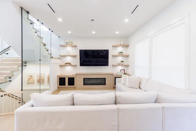 7002 W BREWSTER DRIVE - photo 3 of 25