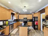 19650 73A AVENUE - thumbnail 9
