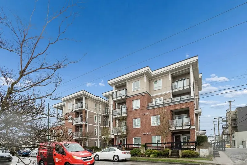 4860 SLOCAN STREET - photo 1 of 25