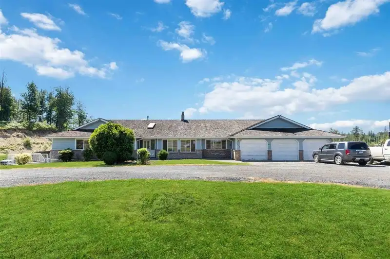 2615 LOCK STREET - photo 2 of 37