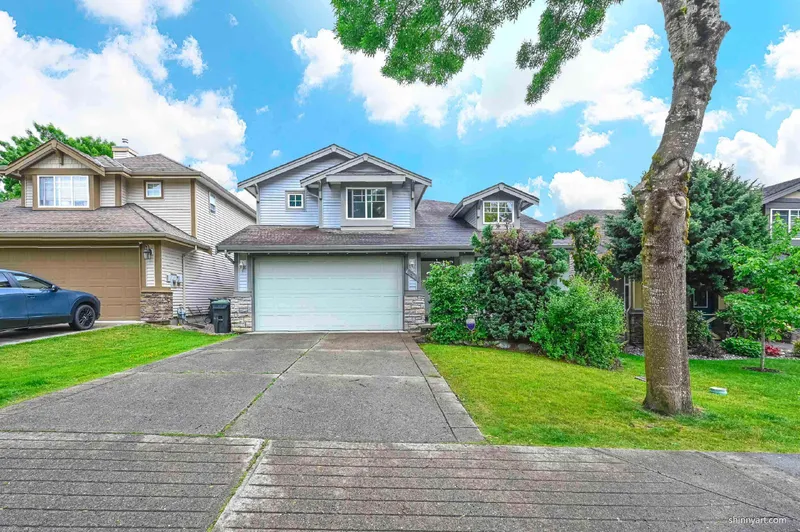 6640 206 STREET - photo 2 of 25