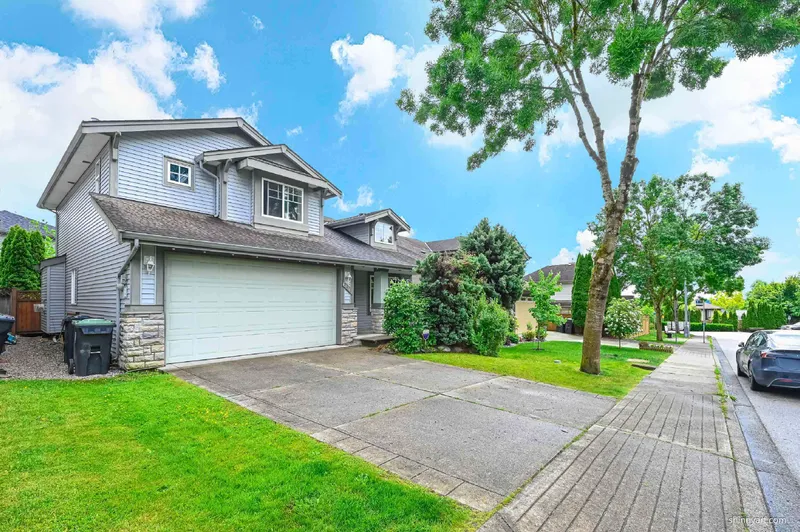 6640 206 STREET - photo 3 of 25